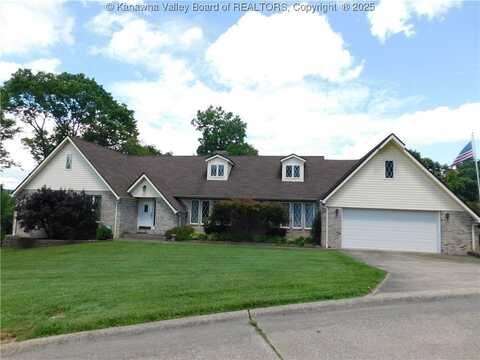 816 Shrewsbury Drive, Saint Albans, WV 25177