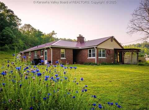 15 Eagle Flight Road, Ripley, WV 25271