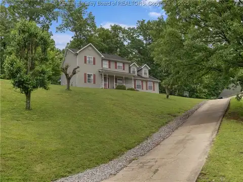 29 Ridgeview Drive, Sissonville, WV 25320