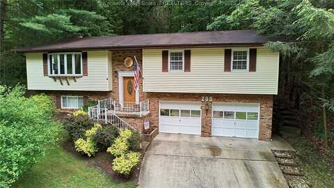 205 Autumn Drive, Dunbar, WV 25064
