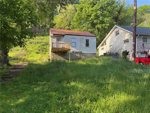 3211 Georges Drive, Saint Albans, WV 25177