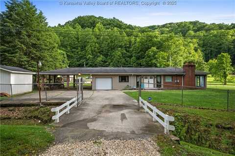 9 Kessler Hollow Road, Chapmanville, WV 25508