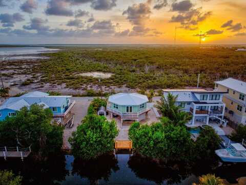 273 Indies Road, Ramrod Key, FL 33042