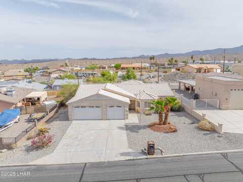 3103 Crater Dr, Lake Havasu City, AZ 86404