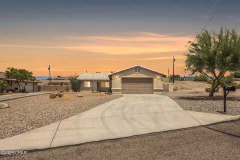 3135 El Dorado Ave N, Lake Havasu City, AZ 86403