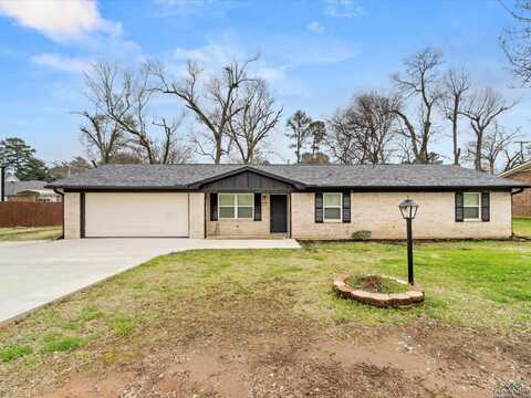2103 E HAROLD ST, Gladewater, TX 75647