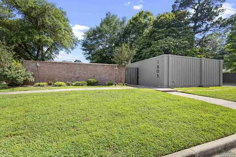 1805 Smallwood Dr, Longview, TX 75601