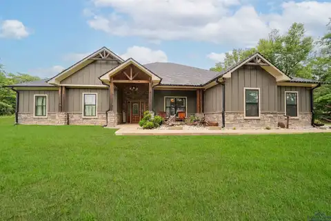 847 Calloway Rd, Marshall, TX 75670