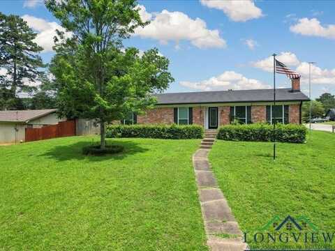 1009 Sequoyah LN, Longview, TX 75605