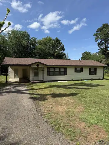 1106 Dawn St, Gilmer, TX 75644