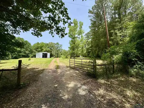 377 E Cargill Rd, Marshall, TX 75672