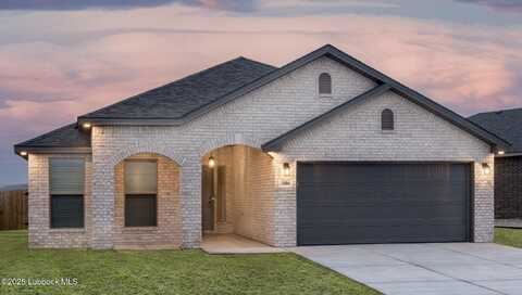 911 E 35th Street, Wolfforth, TX 79382