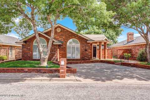 607 Poplar Street, Levelland, TX 79336