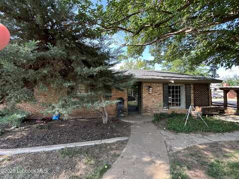 1915 55th Street, Lubbock, TX 79412