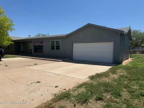 107 Ave G, Farwell, TX 79325