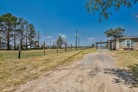 221 N County Road 2850, Lubbock, TX 79403