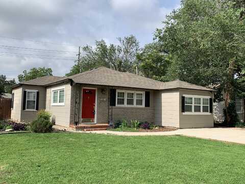 2703 30th Street, Lubbock, TX 79410