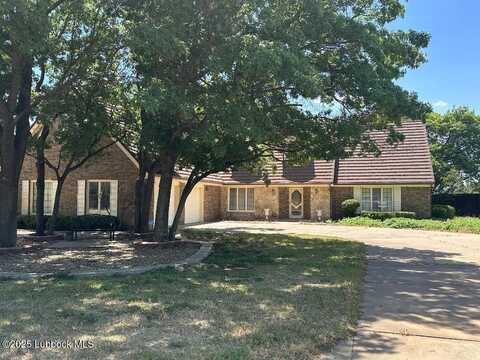 808 Juniper Avenue, Idalou, TX 79329