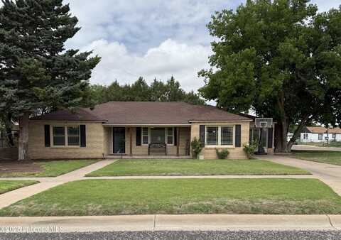 604 W 7th Street, Muleshoe, TX 79347