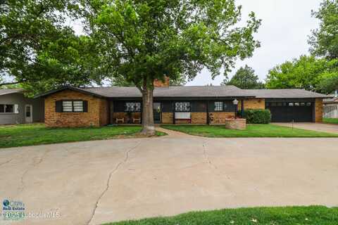 827 N Amherst Road, Earth, TX 79031