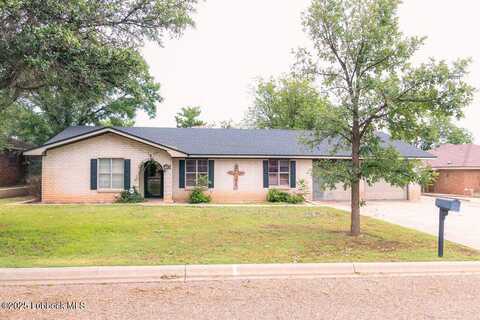 303 Comanche Trail, Tulia, TX 79088