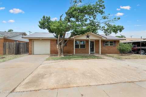 806 9th Street, Wolfforth, TX 79382