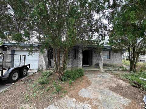 1799 Patricia Ln, rio bravo, TX 78046