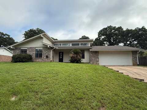 126 County Road 5026, Nacogdoches, TX 75964