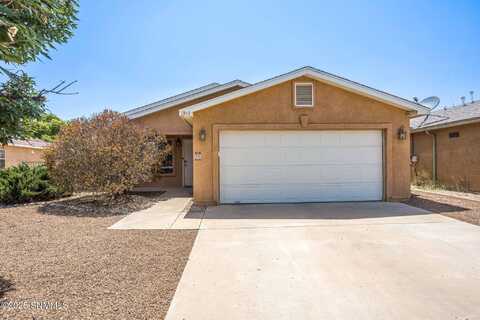 1349 Mogollon Road, Las Cruces, NM 88007