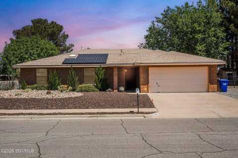 807 Rouault Avenue, Las Cruces, NM 88005