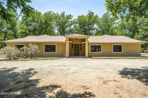 1810 S Fairacres Road, Las Cruces, NM 88005