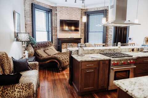 275 South Limestone Street, Lexington, KY 40508