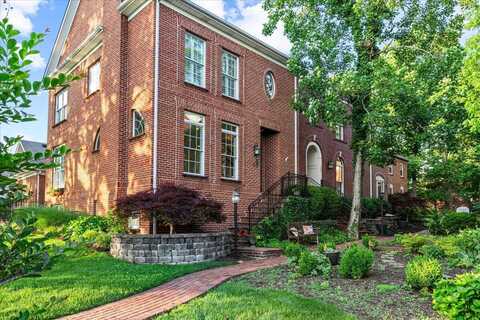 228 Chippendale Circle, Lexington, KY 40517