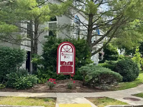 404 Bainbridge Court, Lexington, KY 40509