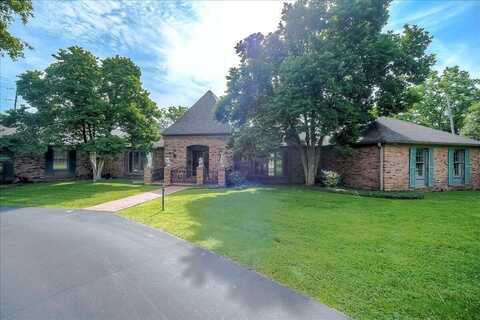 523 Leawood Drive, Frankfort, KY 40601
