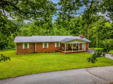 283 Woodside Lane, West Liberty, KY 41472