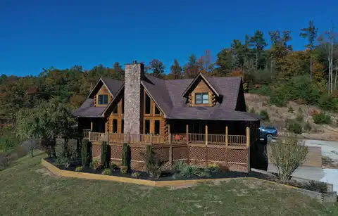 431 Harold Luke Road, Campton, KY 41301
