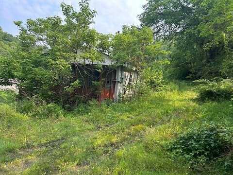 107 Bills Branch Road, Wooton, KY 41776