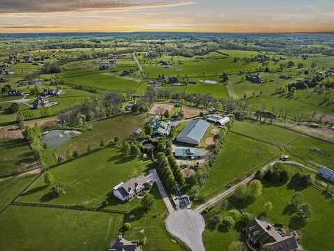106 Sand Piper Court, Midway, KY 40347