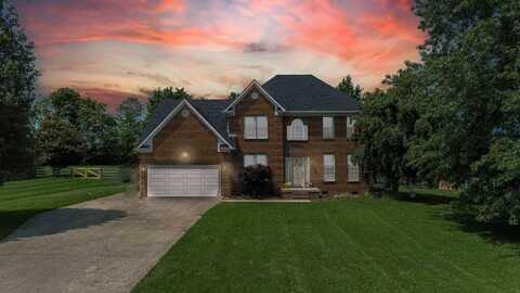 212 Squires Pointe Road, Paris, KY 40361