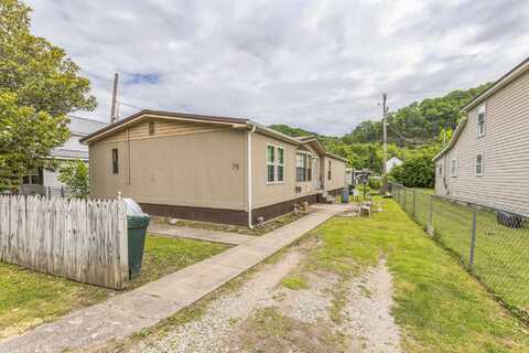 76 Railroad St., Auxier, KY 41602