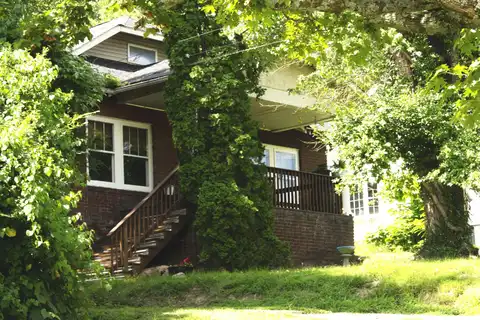 309 5th Street, Ravenna, KY 40472