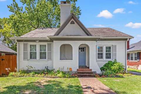 136 Burnett Avenue, Lexington, KY 40505
