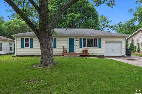 1521 W 22nd Street, Lawrence, KS 66046
