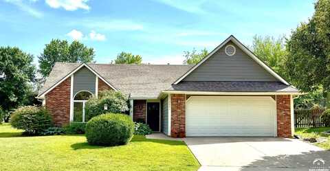 4921 Colonial Way, Lawrence, KS 66049