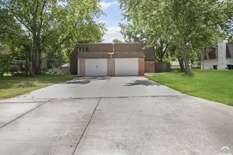 3729 Brush Creek Drive, Lawrence, KS 66047