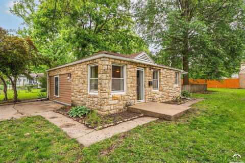 405 W 22nd Street, Lawrence, KS 66046