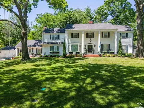 1654 University Drive, Lawrence, KS 66044