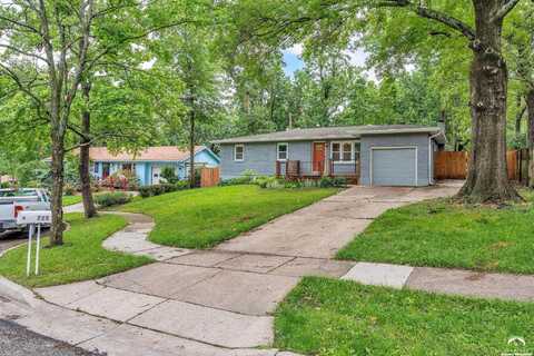 725 Shelburn Place, Lawrence, KS 66046