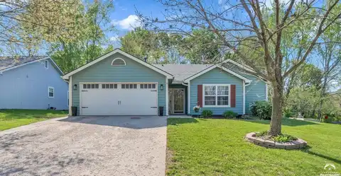 1201 Sunchase Drive, Lawrence, KS 66044